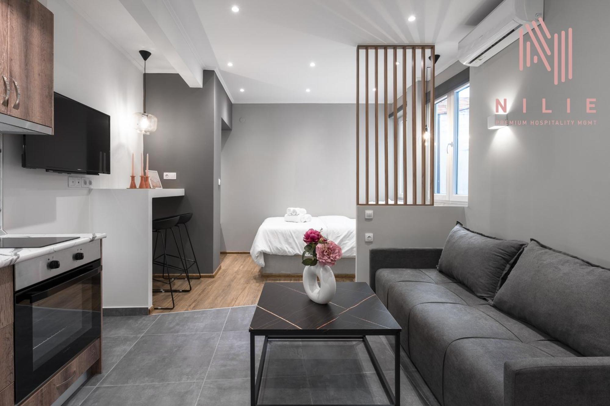 V1 Penthouse, Nilie Hospitality Mgmt Apartment Солун Екстериор снимка