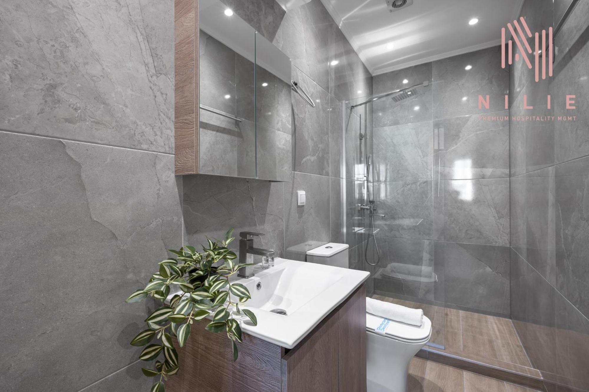 V1 Penthouse, Nilie Hospitality Mgmt Apartment Солун Екстериор снимка